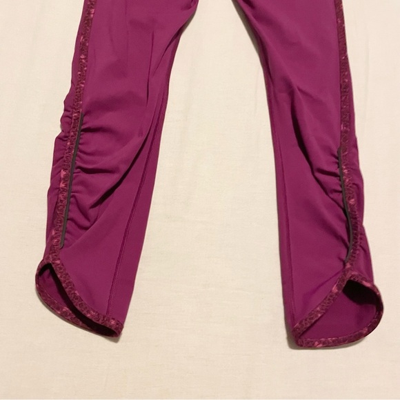 Lululemon Real Quick Run Crop Regal Plum Size 4 - Picture 13 of 16